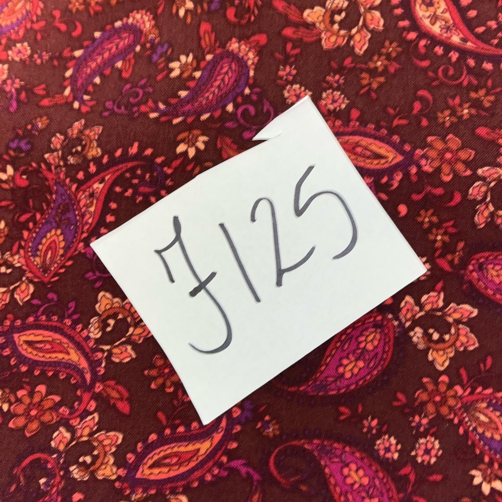 Croft & Barrow Blouse‎ V Neck Size XL Burgundy Paisley Print - Picture 3 of 11